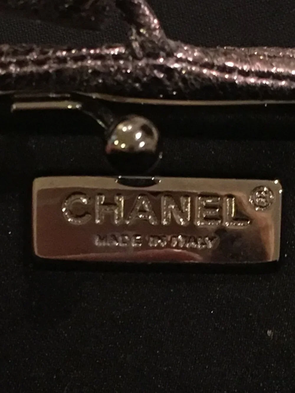 CHANEL RUNWAY BAG - Lions head - DK Silver Metal & Leather Clutch